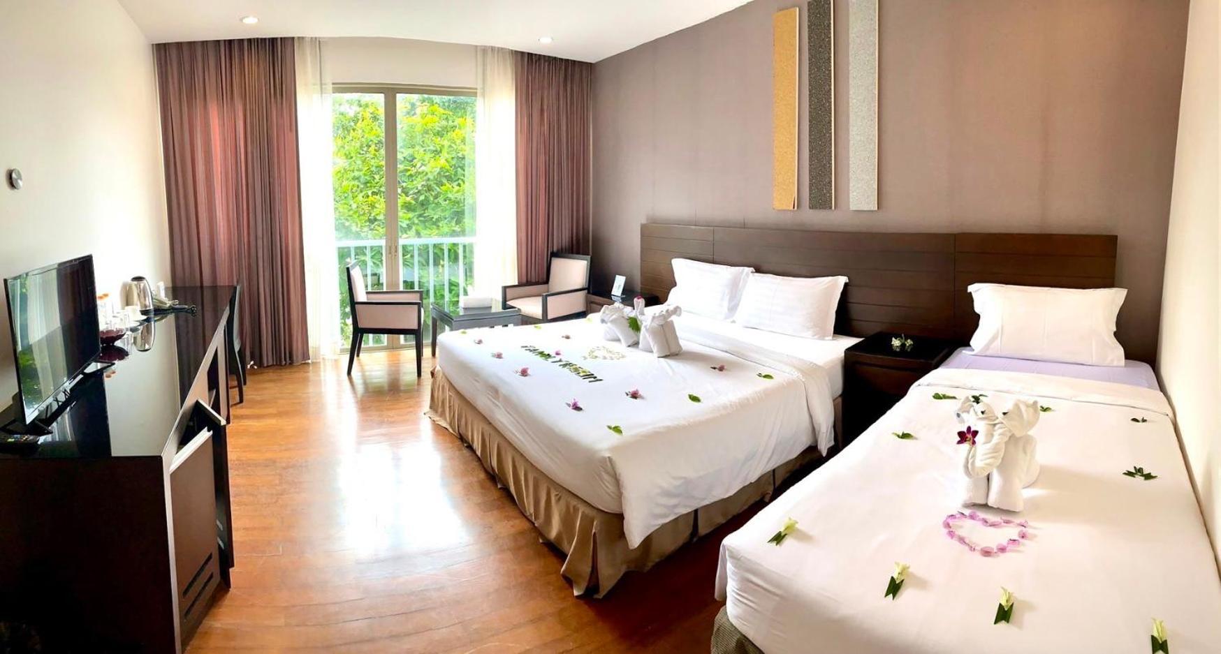 G1 Touch Blue Sky Hotel Kamala-part Kültér fotó